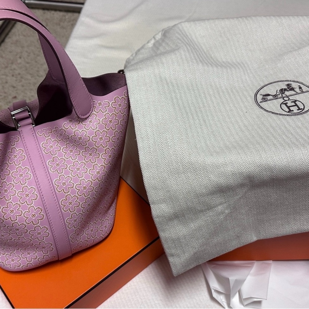 Like new Hermes  Picotin daisy pink